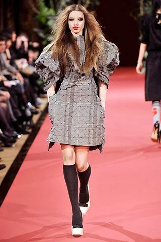 Look 12